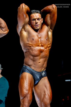 CLASSIC PHYSIQUE +178